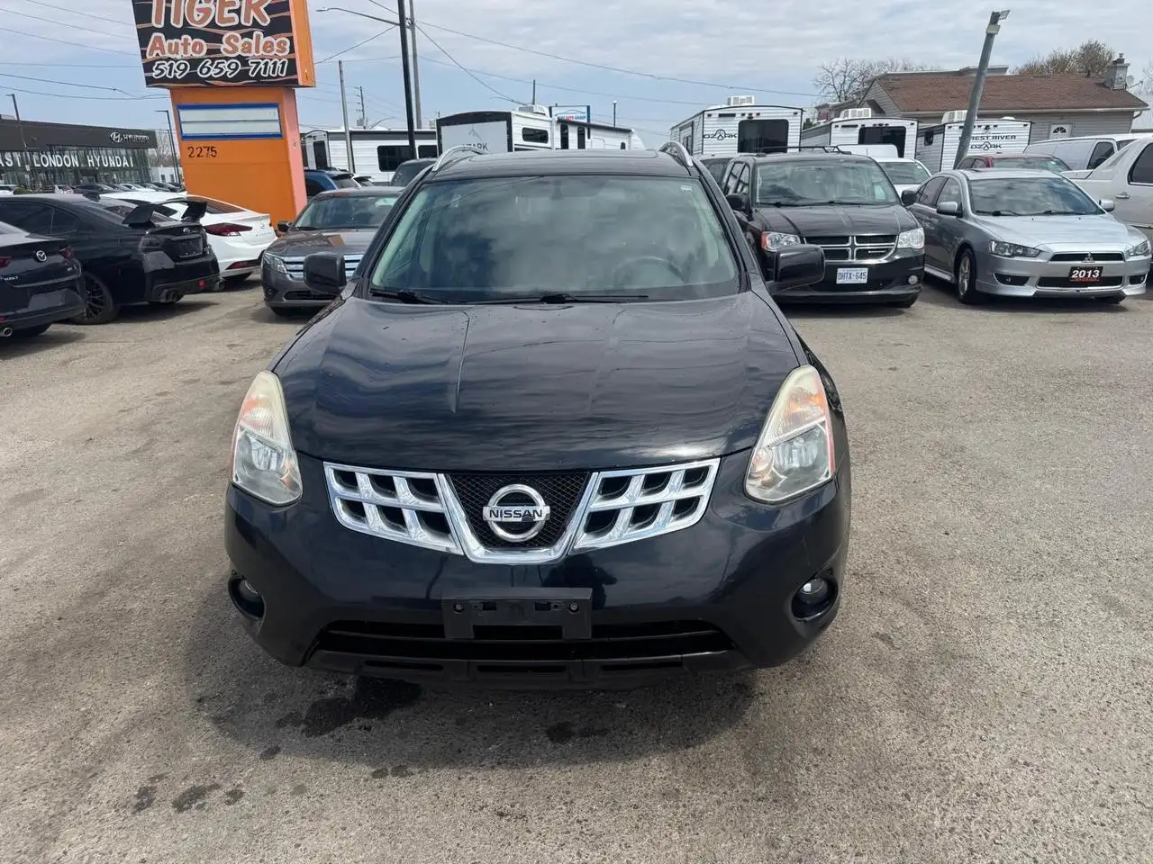 Nissan Rogue снимка Nissan Rogue
