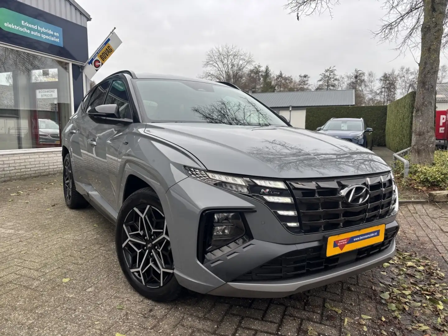 Hyundai TUCSON 1.6 T-GDI PHEV N-Line LED / 19 INCH / ELEK. STOELE Grijs - 2