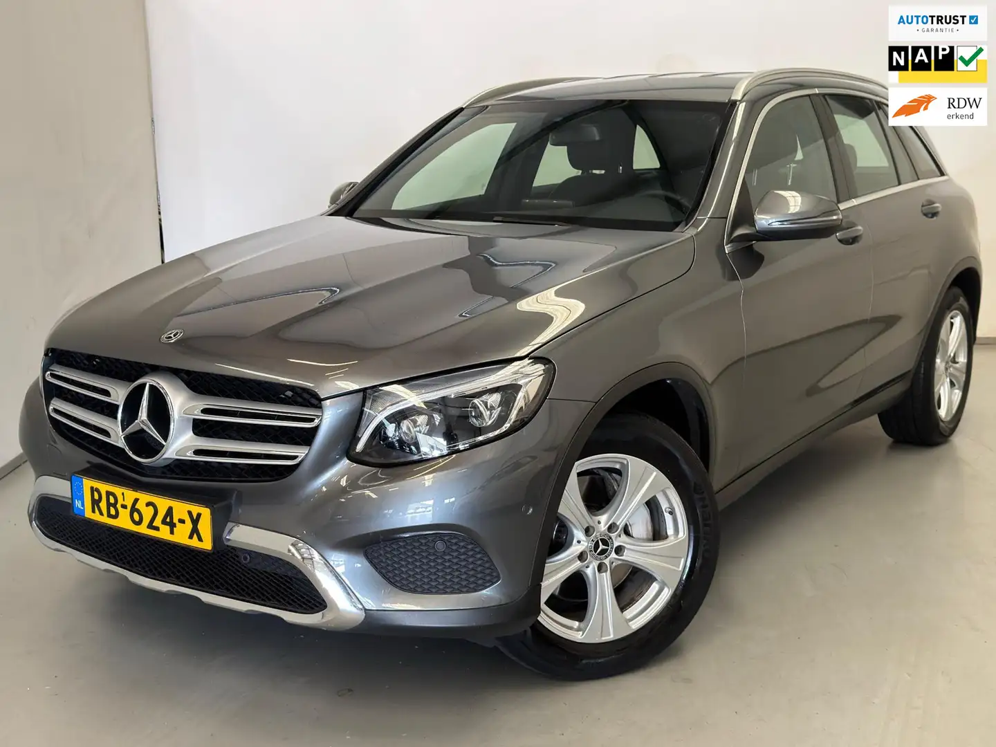 Mercedes-Benz GLC 220 220d 4Matic / NL-auto / Stoelverwarming Gris - 1