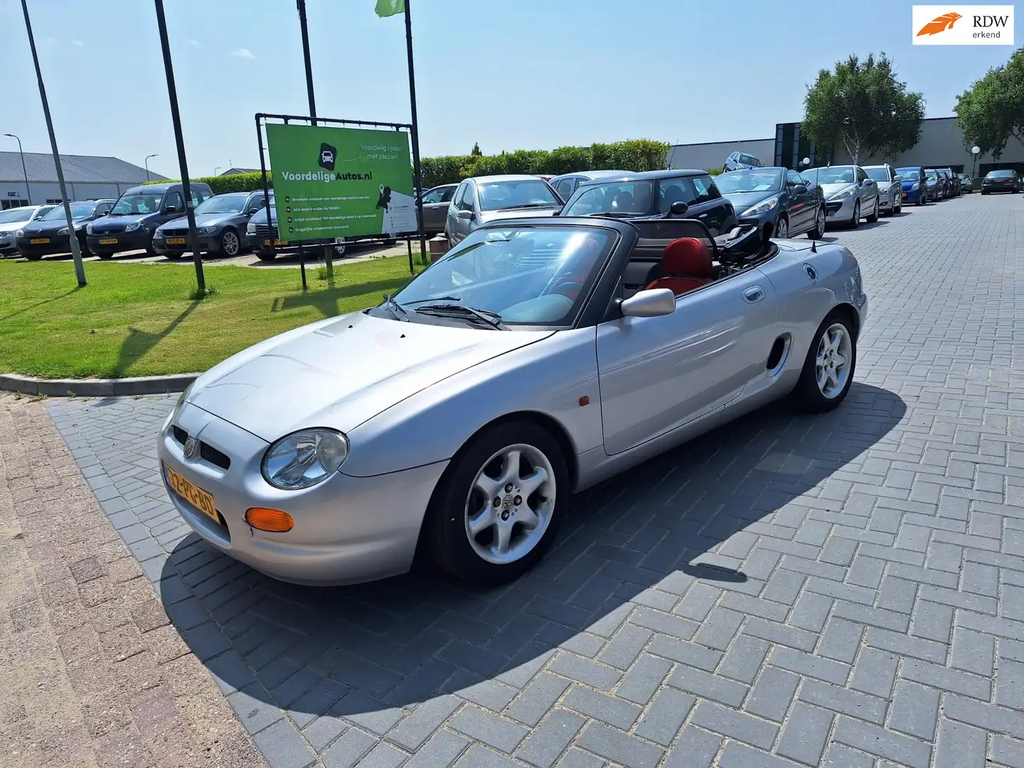 MG MGF 1.8i / Sportieve Cabrio / APK maart 2027 Gris - 1