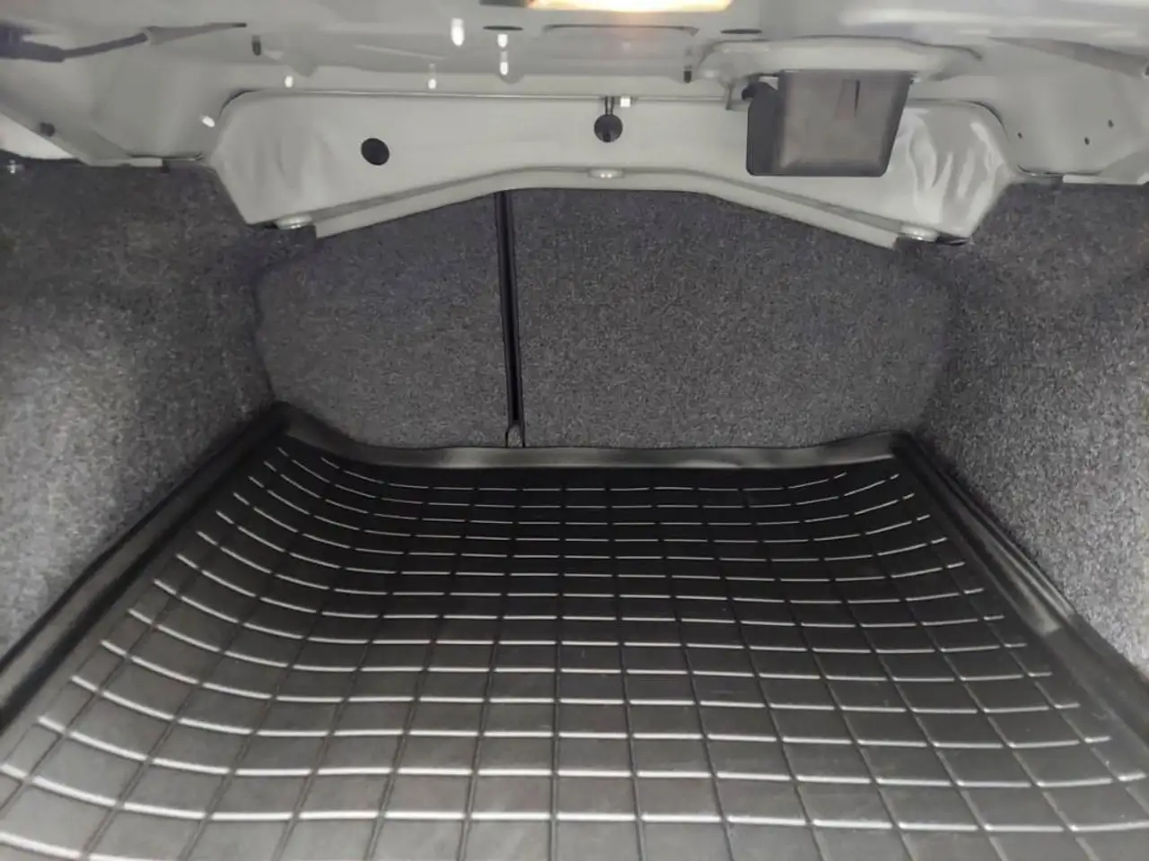 Volkswagen Jetta снимка Volkswagen Jetta