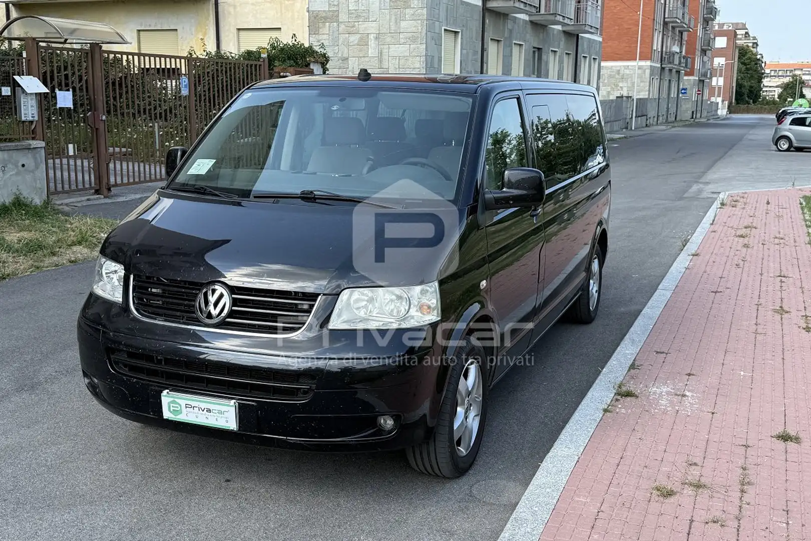 Volkswagen T5 Kombi Transporter 2.5 TDI/174CV 4m.PL-TA Kombi Noir - 1