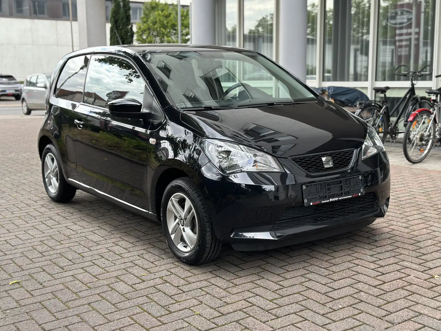 SEAT Mii Chic Zwart - 1