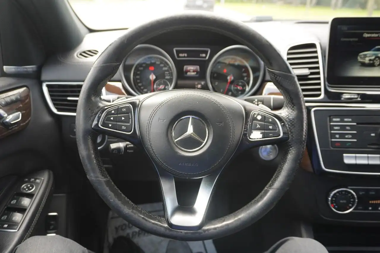 Mercedes-Benz GL-Class fotografie Mercedes-Benz GL-Class