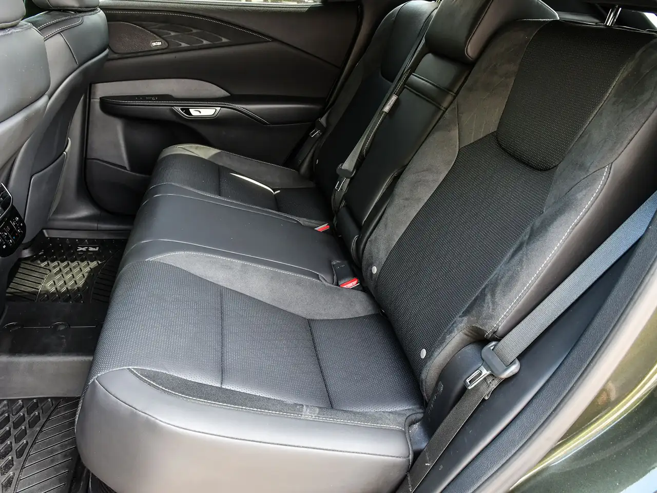 Lexus RX снимка Lexus RX