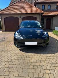 52 kWh Standard Range RWD