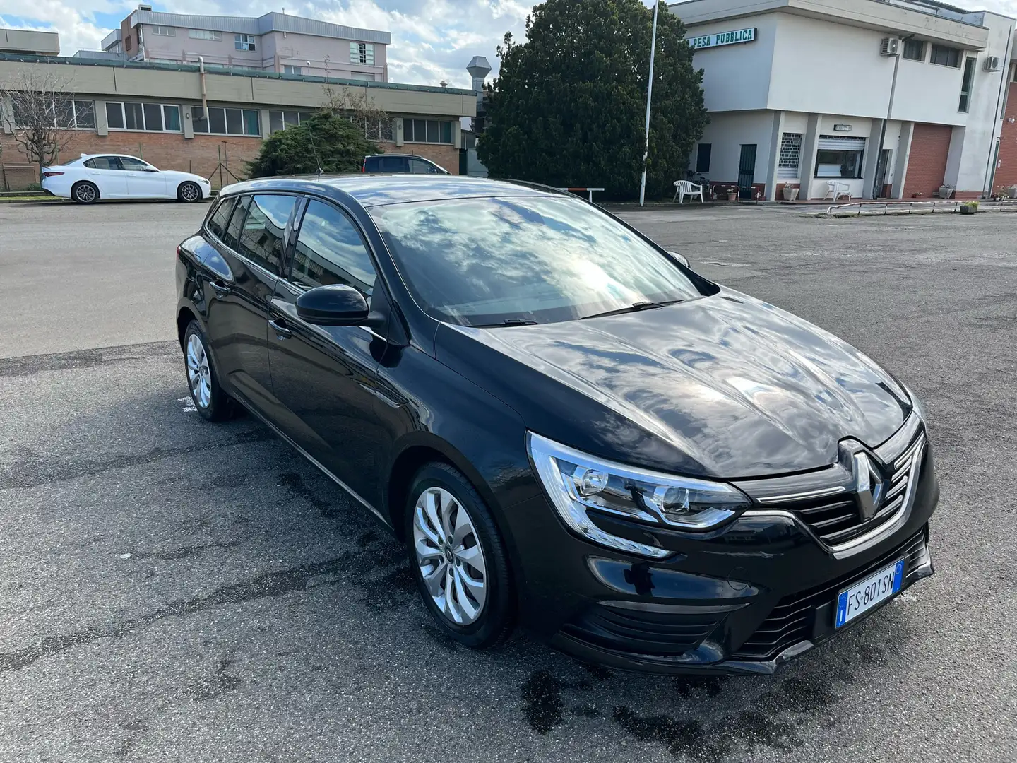 Renault Megane Sporter 1.5 dci autocarro 110cv - 1