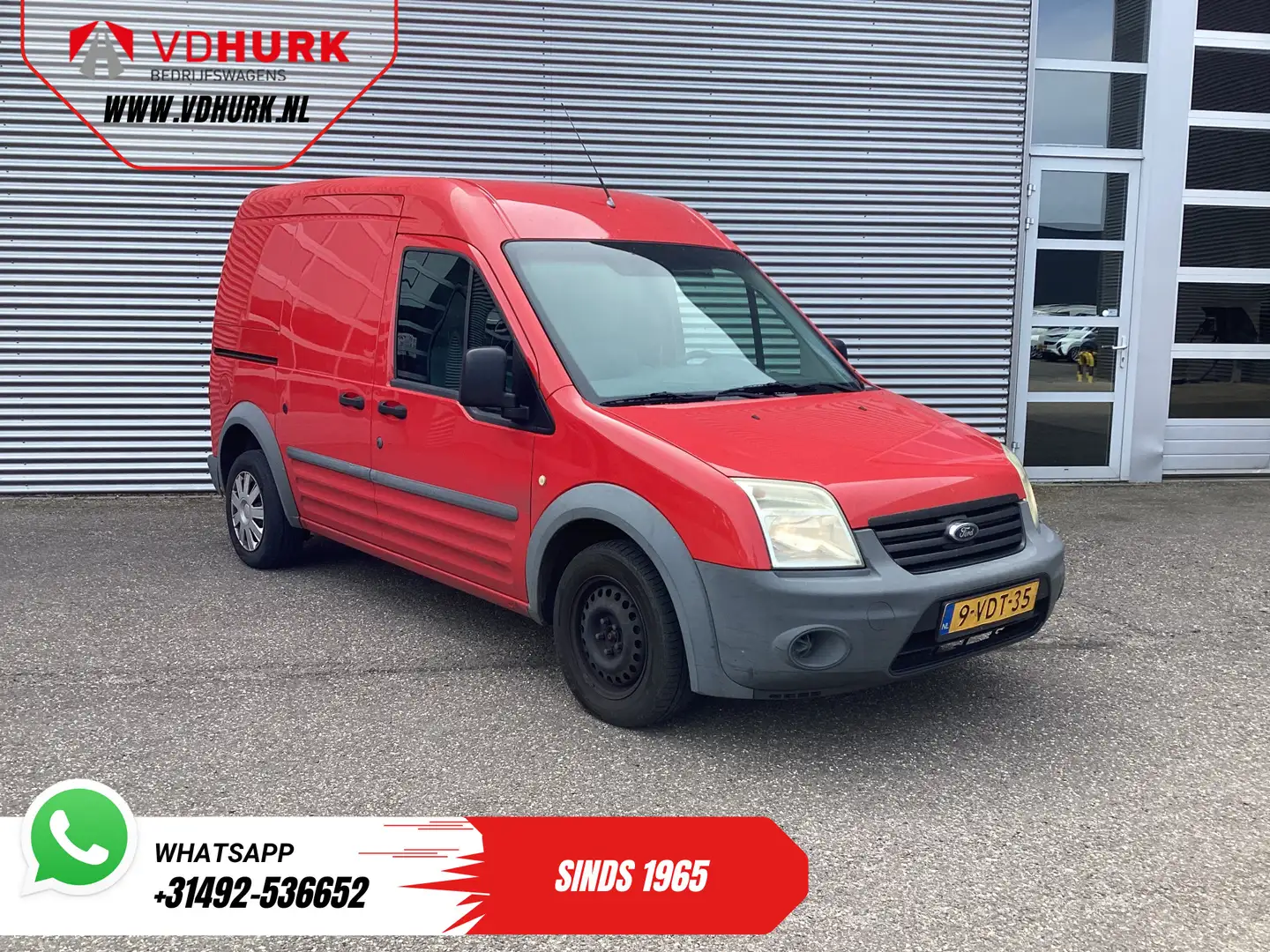 Ford Transit Connect 1.8 TDCi 90 pk EXPORT ONLY MARGE Rijdt goed/ Trekh Červená - 1
