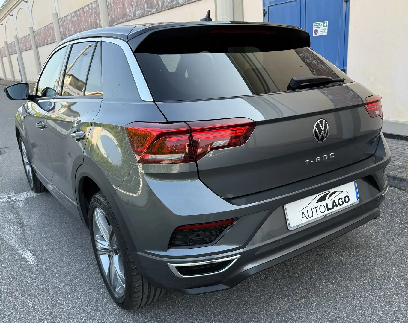 Volkswagen T-Roc 1.5 tsi R-Line dsg Grigio - 2