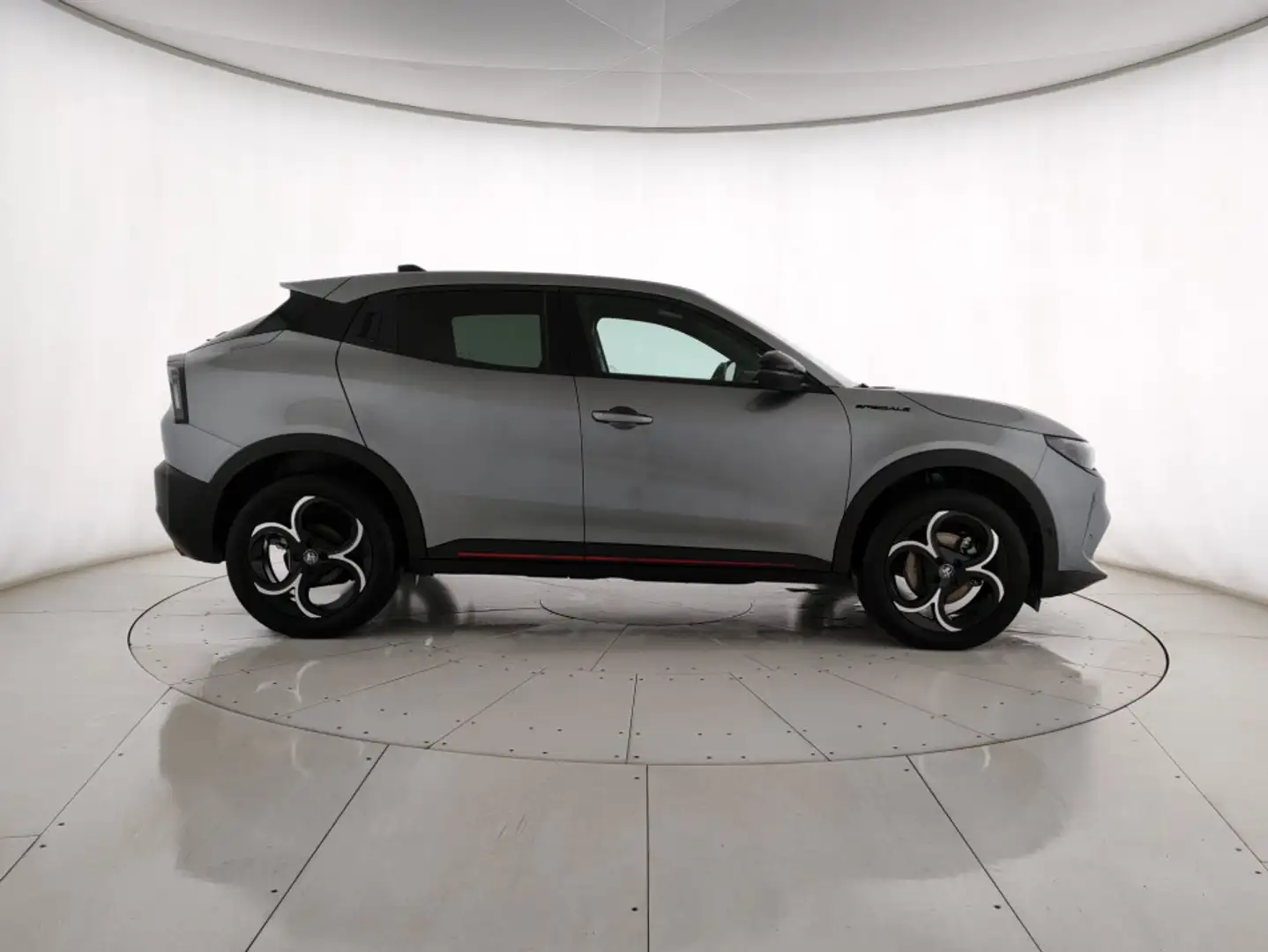 Alfa Romeo Junior 1.2 ibrida Speciale 145cv edct6 Gris - 2