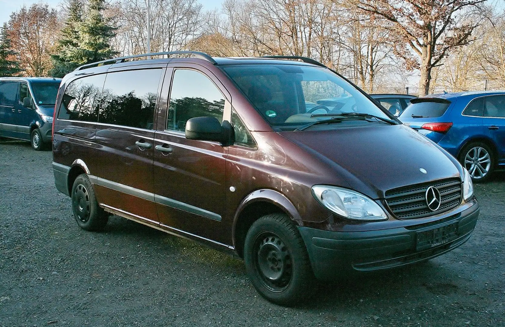 Mercedes-Benz Vito Kombi 111 CDI lang+5 Sitze+Klima+AHK Rot - 2