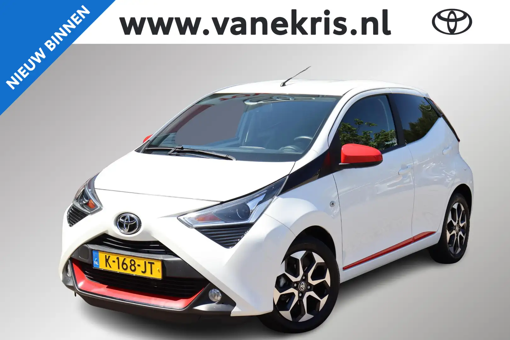 Toyota Aygo 1.0 VVT-i x-joy, Red Pack, Carplay Bianco - 1
