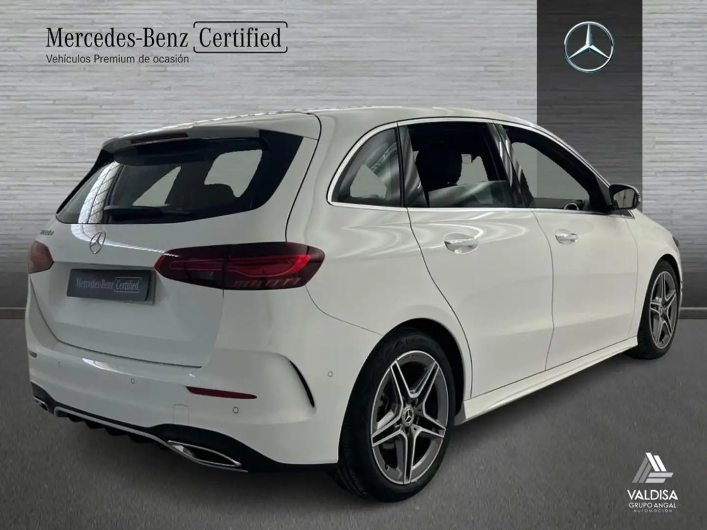 Mercedes-Benz B 200 d AMG Line - 2