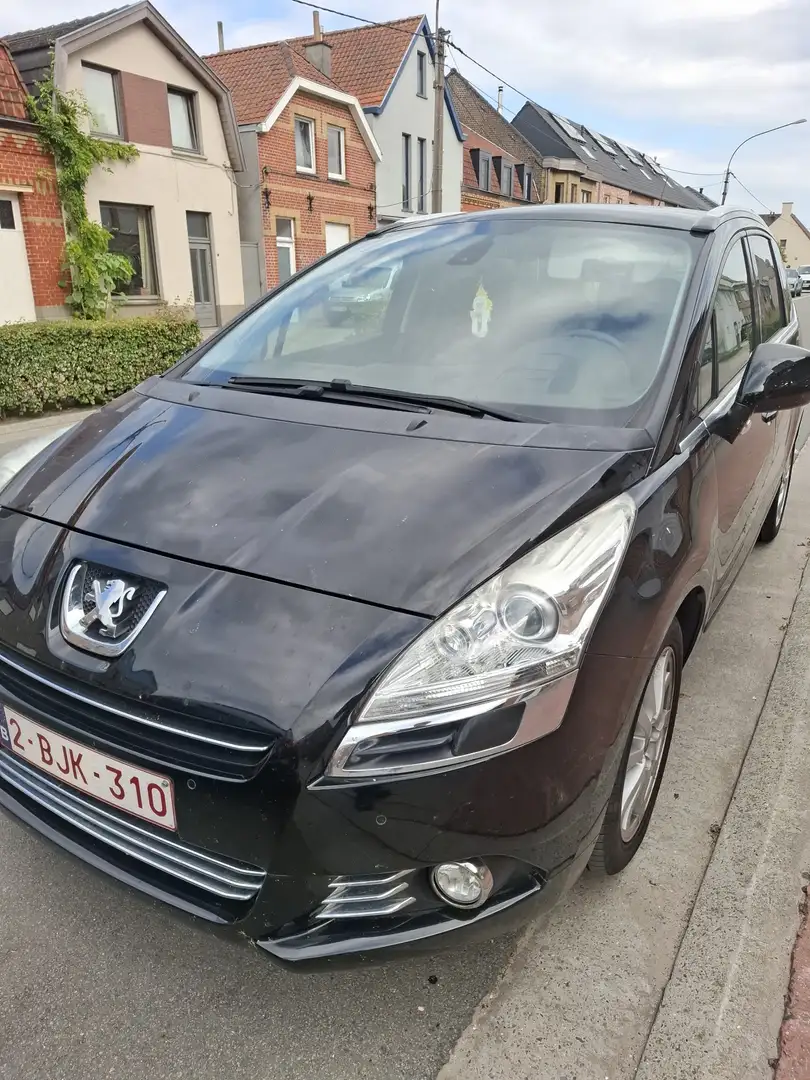 Peugeot 5008 155 THP Automatik Premium Чёрный - 1
