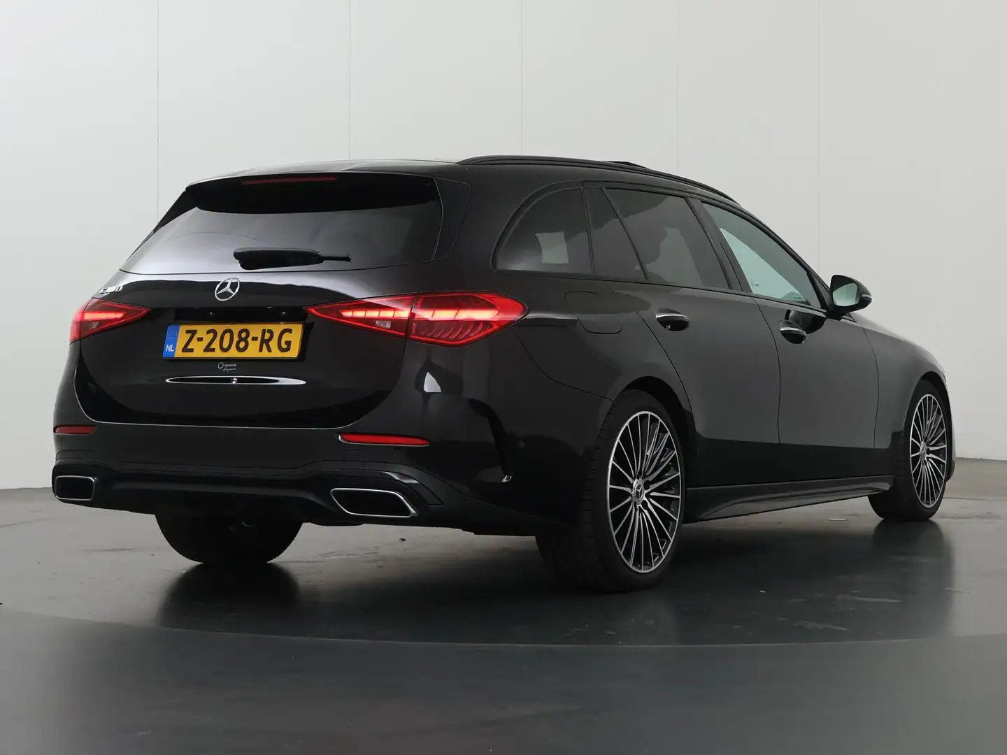 Mercedes-Benz C 180 Estate AMG NIGHT | Panoramadak | Stoelmemory | 360 Nero - 2