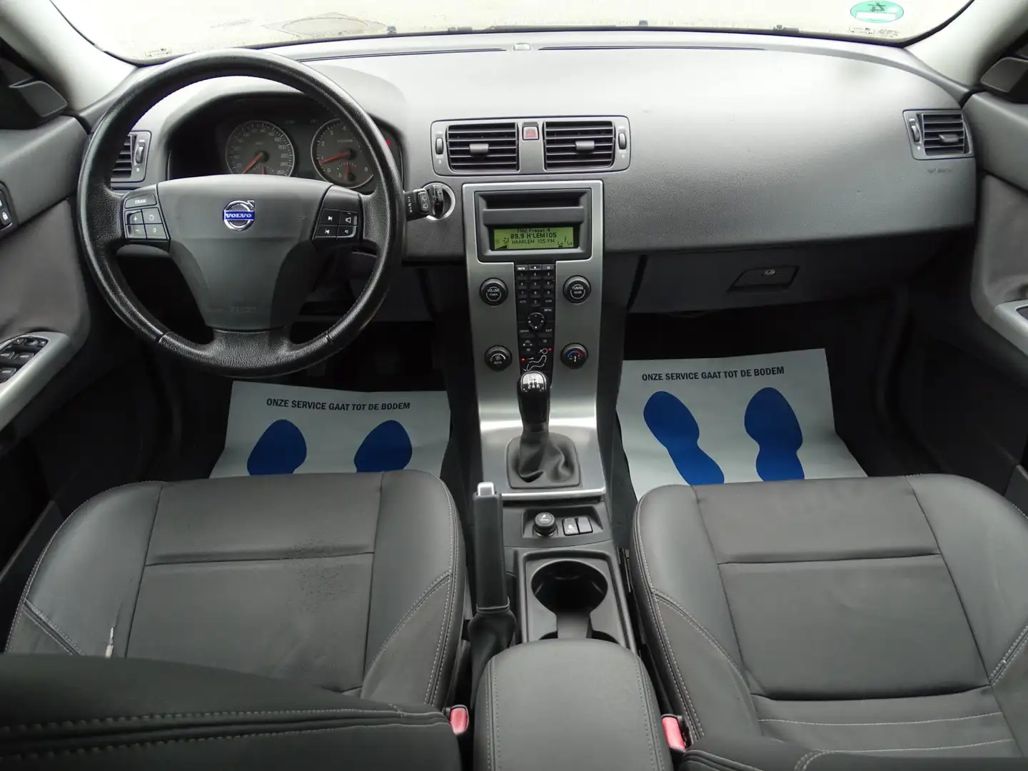 Volvo V50 1.8 Momentum - CLIMATE / CRUISE CONTR - PARKEER SE Negro - 2