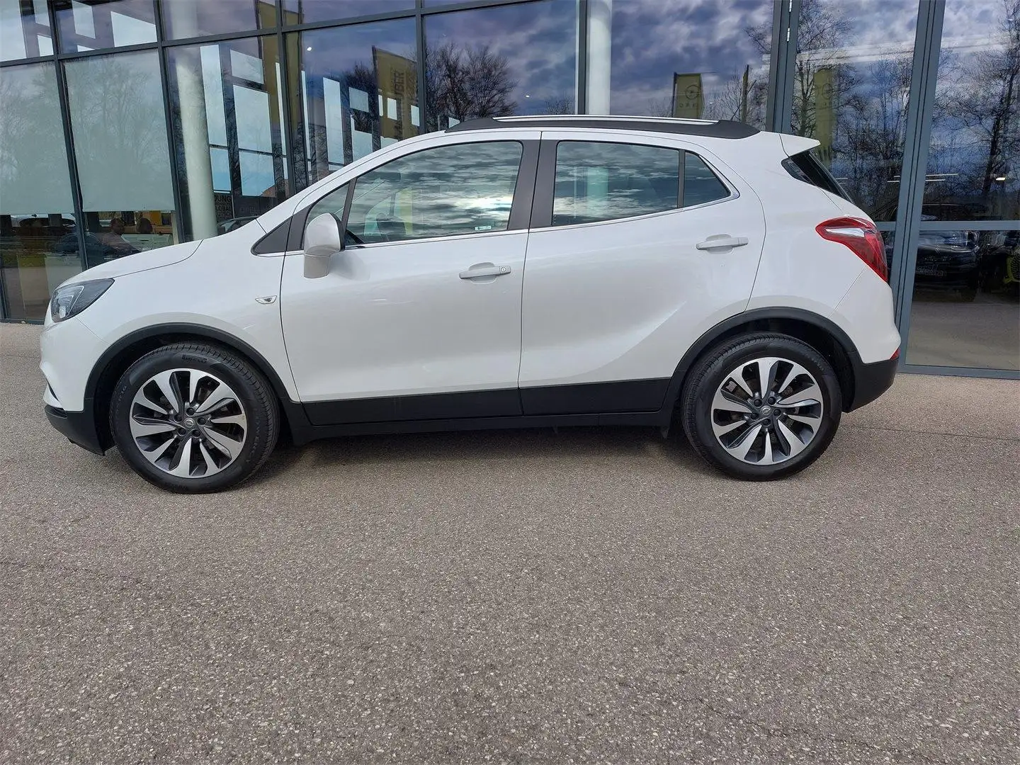 Opel Mokka X 1,4 Turbo Innovation 140 PS 6G Weiß - 2