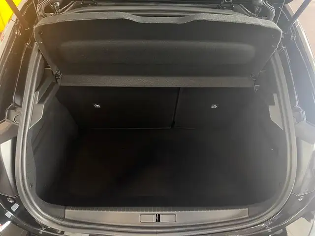 Opel Corsa view 9