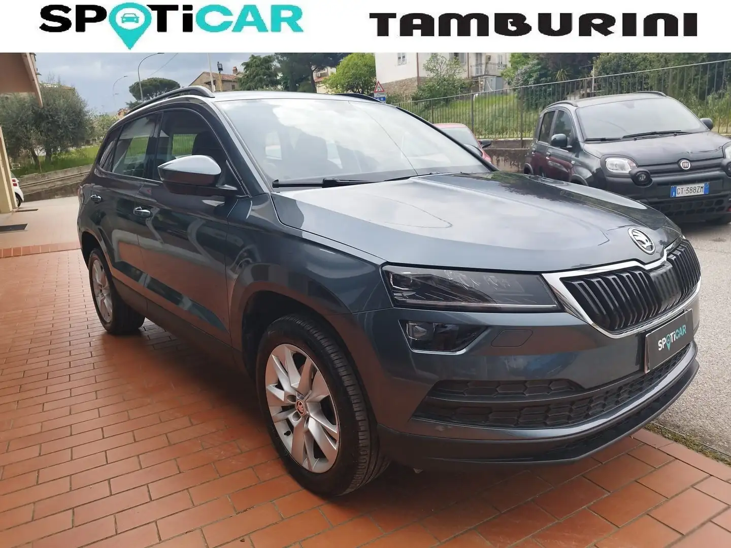 Skoda Karoq 1.6 TDI SCR DSG Executive Grigio - 1