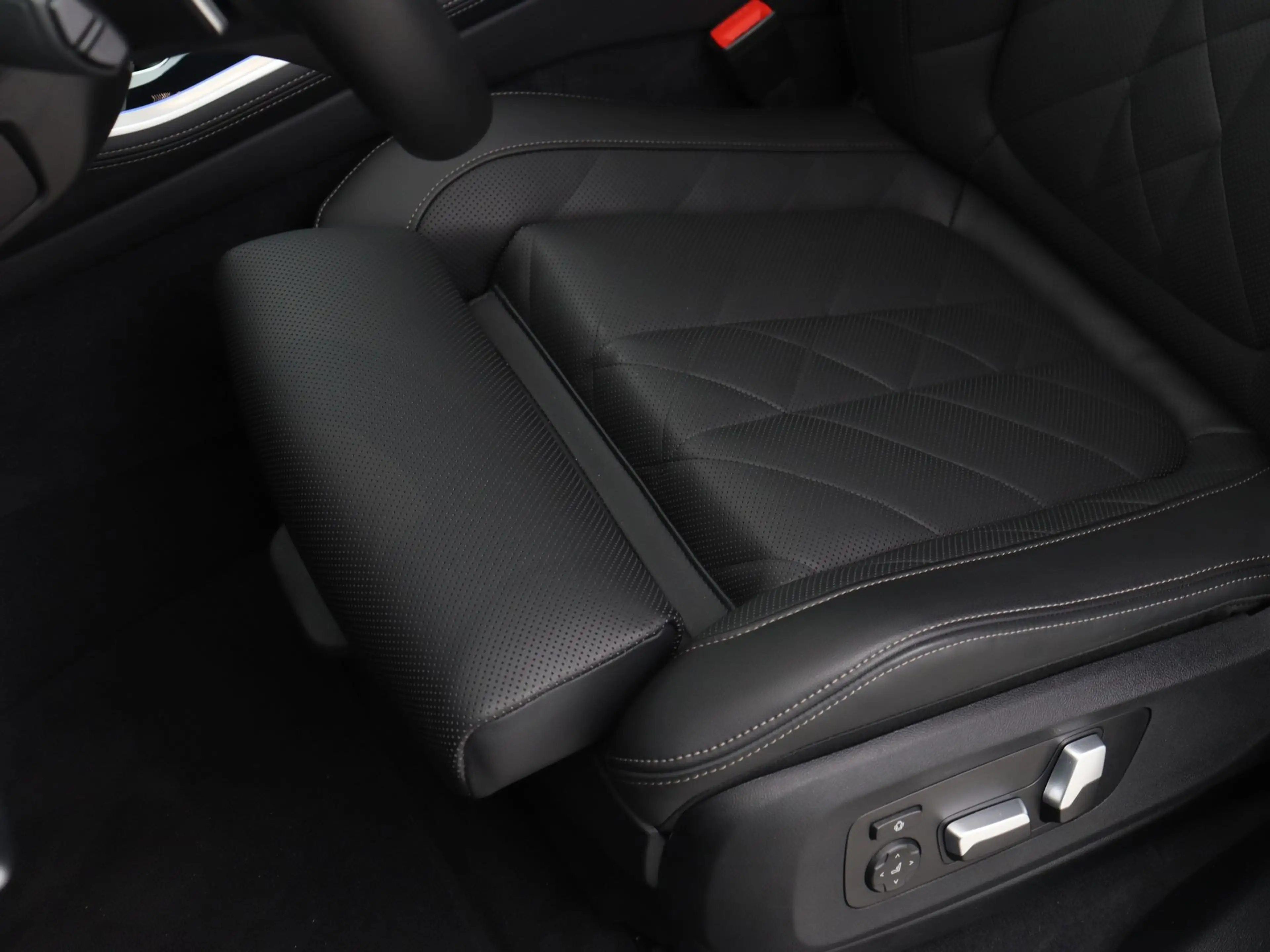 BMW X5 xDrive50e M Sport Pro I Panoramadak — photo 14