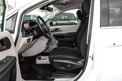 Chrysler Grand Caravan 2024 — фото 13