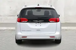Chrysler Grand Caravan 2024