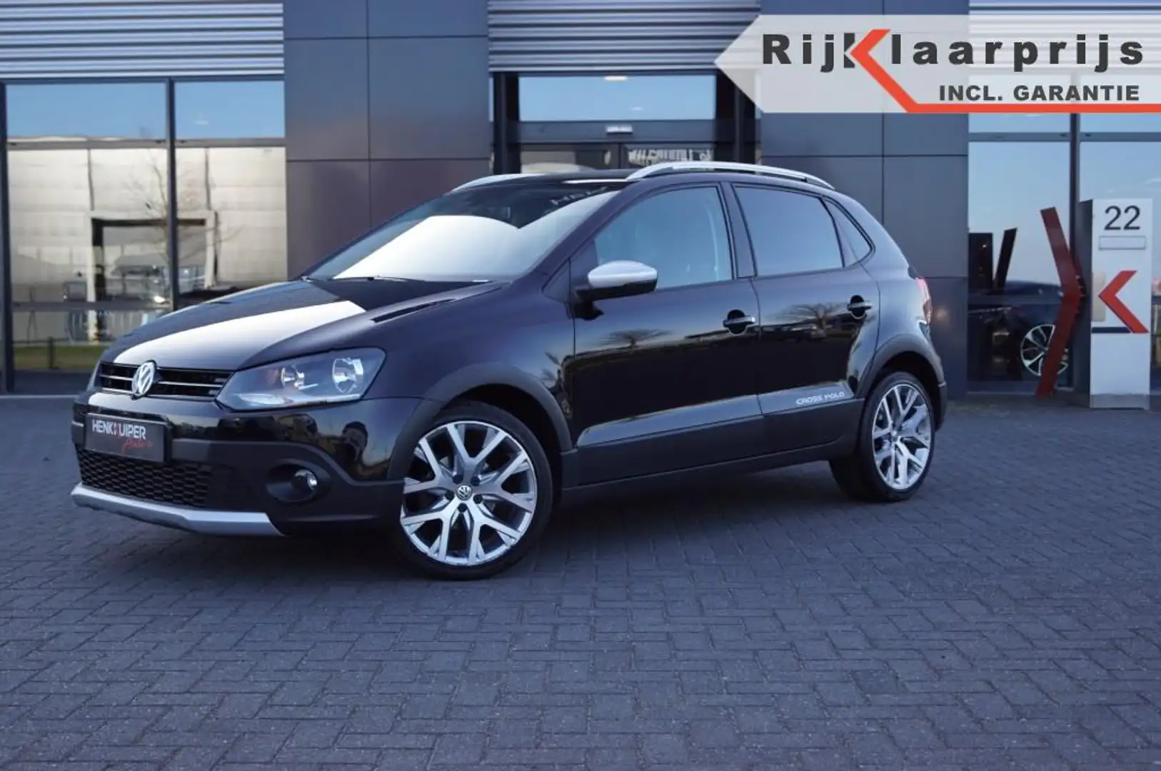 Volkswagen Polo Cross CrossPolo 1.2 TSI 90Pk. / Navi / PDC / Stoelverwar Černá - 1