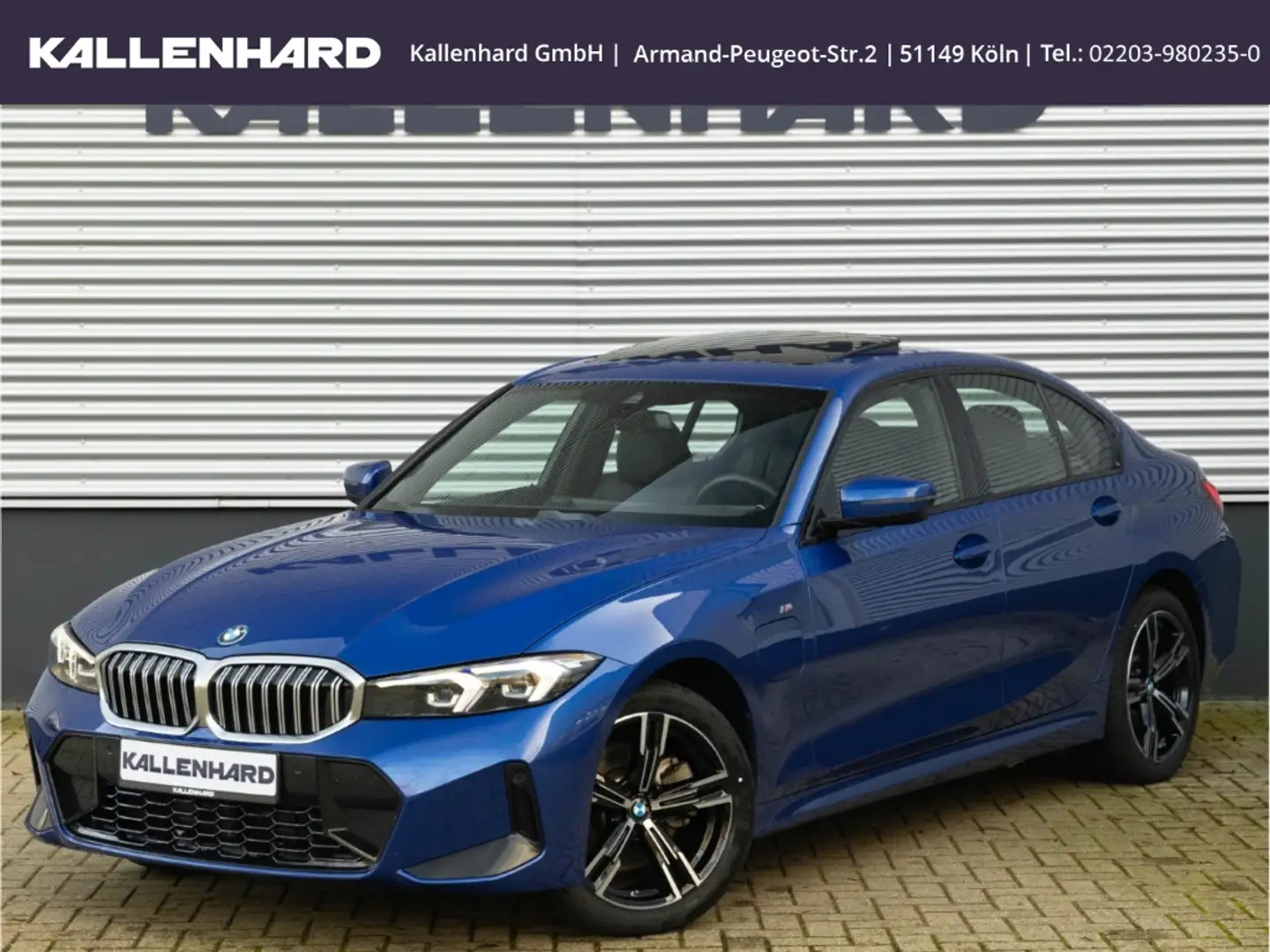 BMW 330 e M Sport-LCI2-Schiebedach-AHK-Hifi-0,5% M Sport Blau - 2