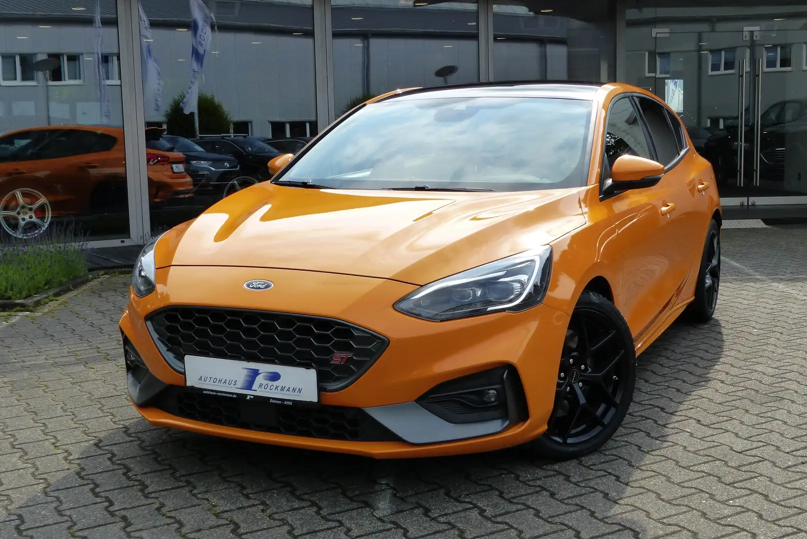 Ford Focus Lim. ST 2.3 Schiebed. Recaro Navi B&O Orange - 2
