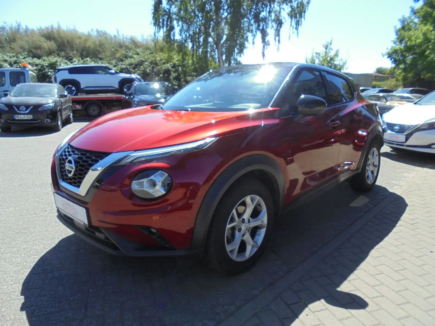 Nissan Juke N-Connecta 1.0 DIG-T 6MT BiColor Technik-Paket Rouge - 2