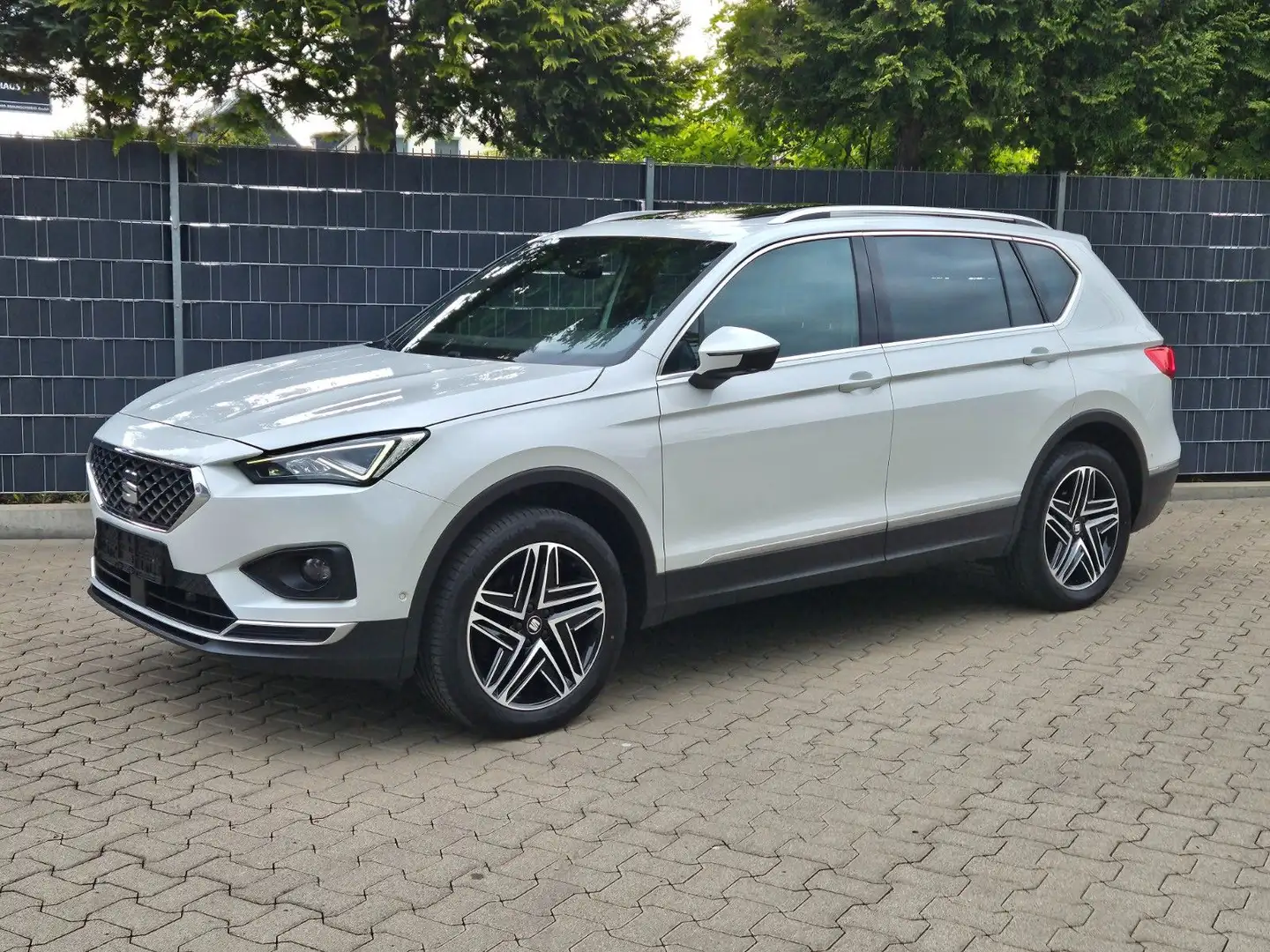 SEAT Tarraco Xcellence 4Drive 7 Sitzer Panorama AHK Blanc - 1