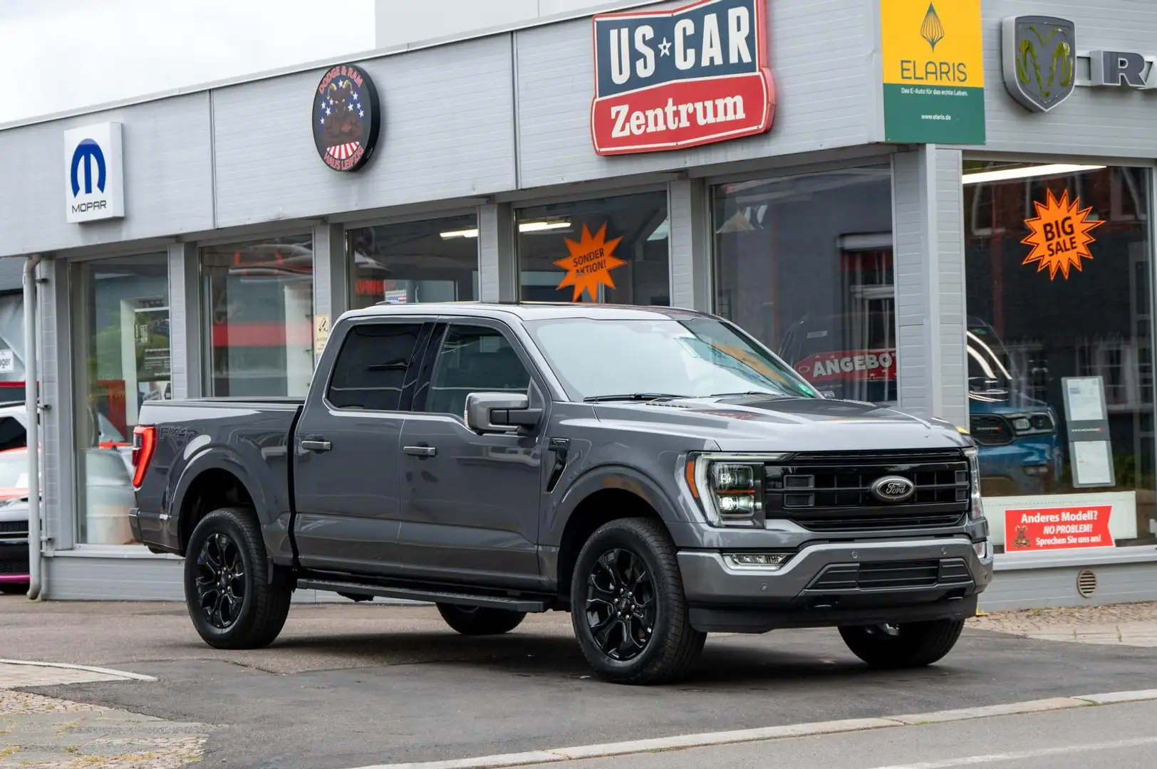 Ford F 150 Lariat Black Edition 5,0l V8,Navi,Pano,LPG Šedá - 2