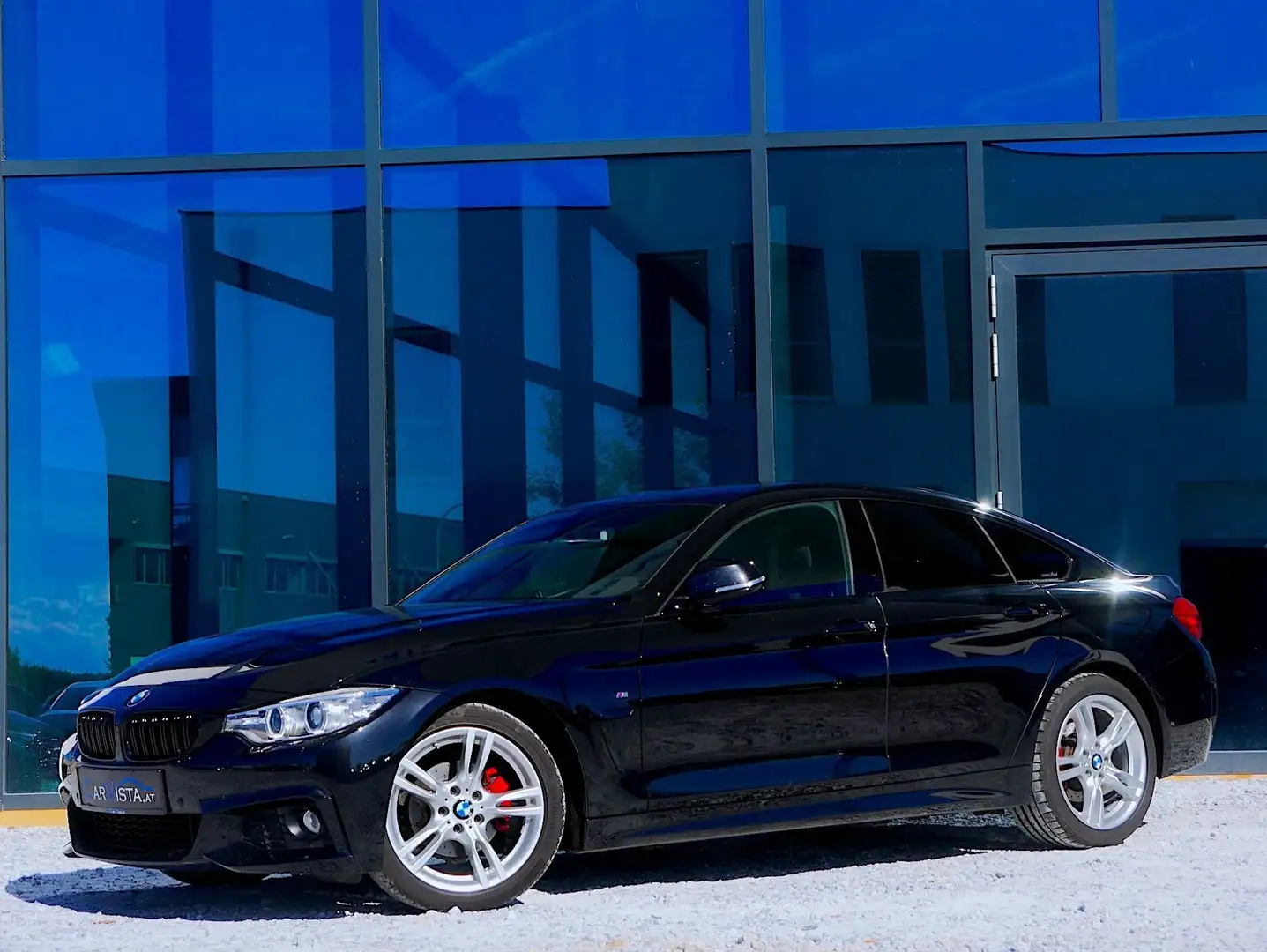 BMW 420 i GC. M Sport Aut. Schwarz - 2