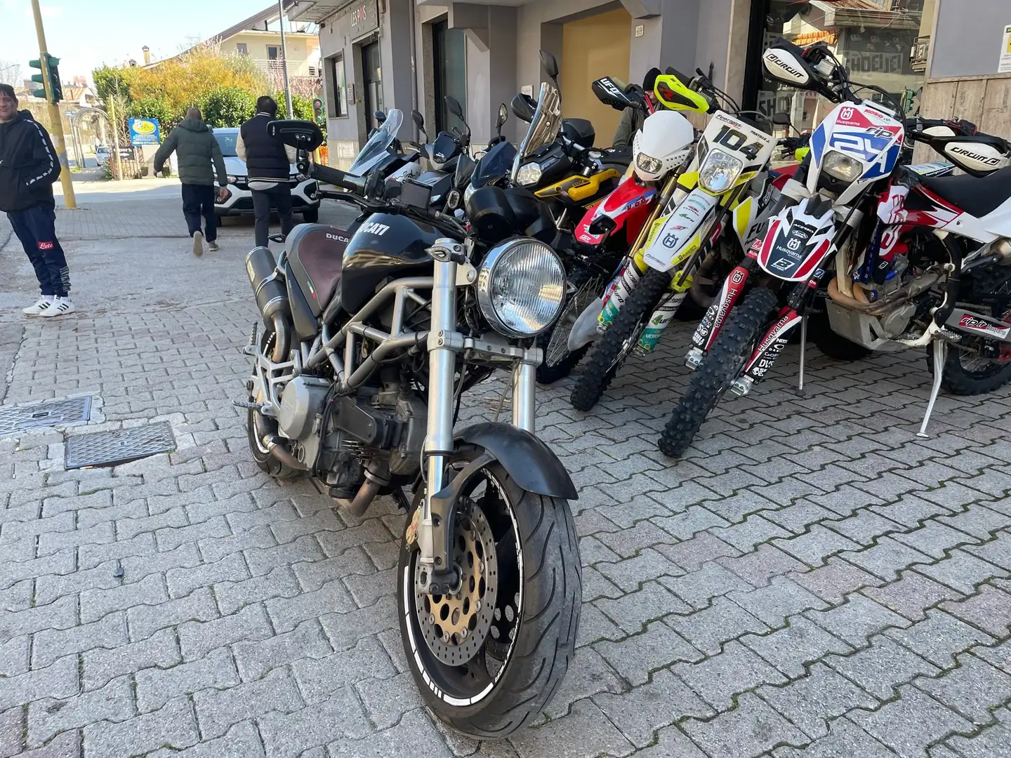 Ducati Monster 620 Noir - 2