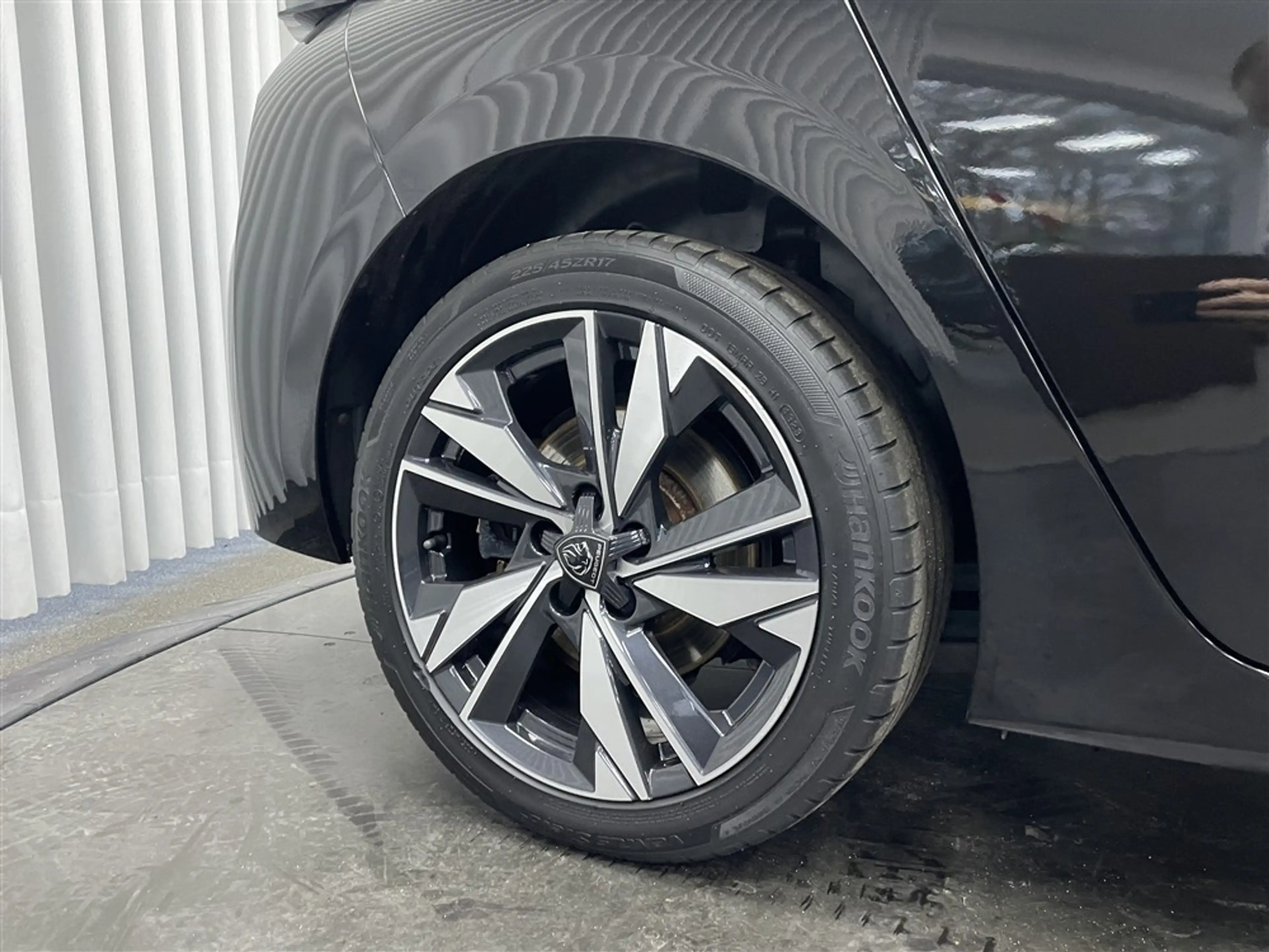 Peugeot 308 — photo 8