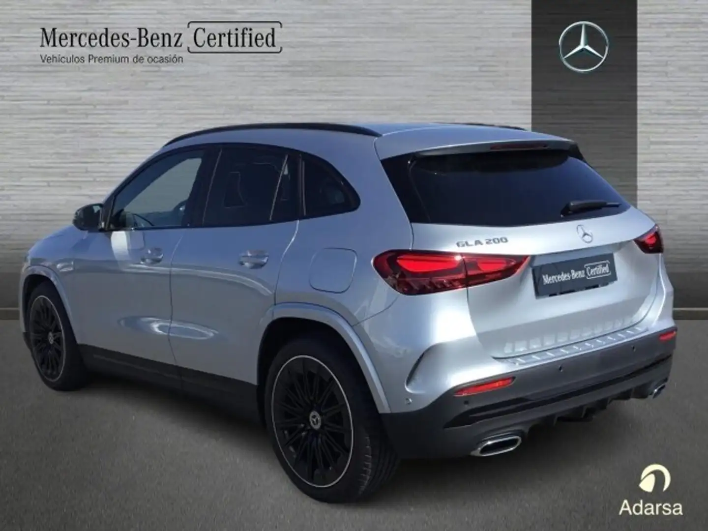 Mercedes-Benz GLA 200 - 2