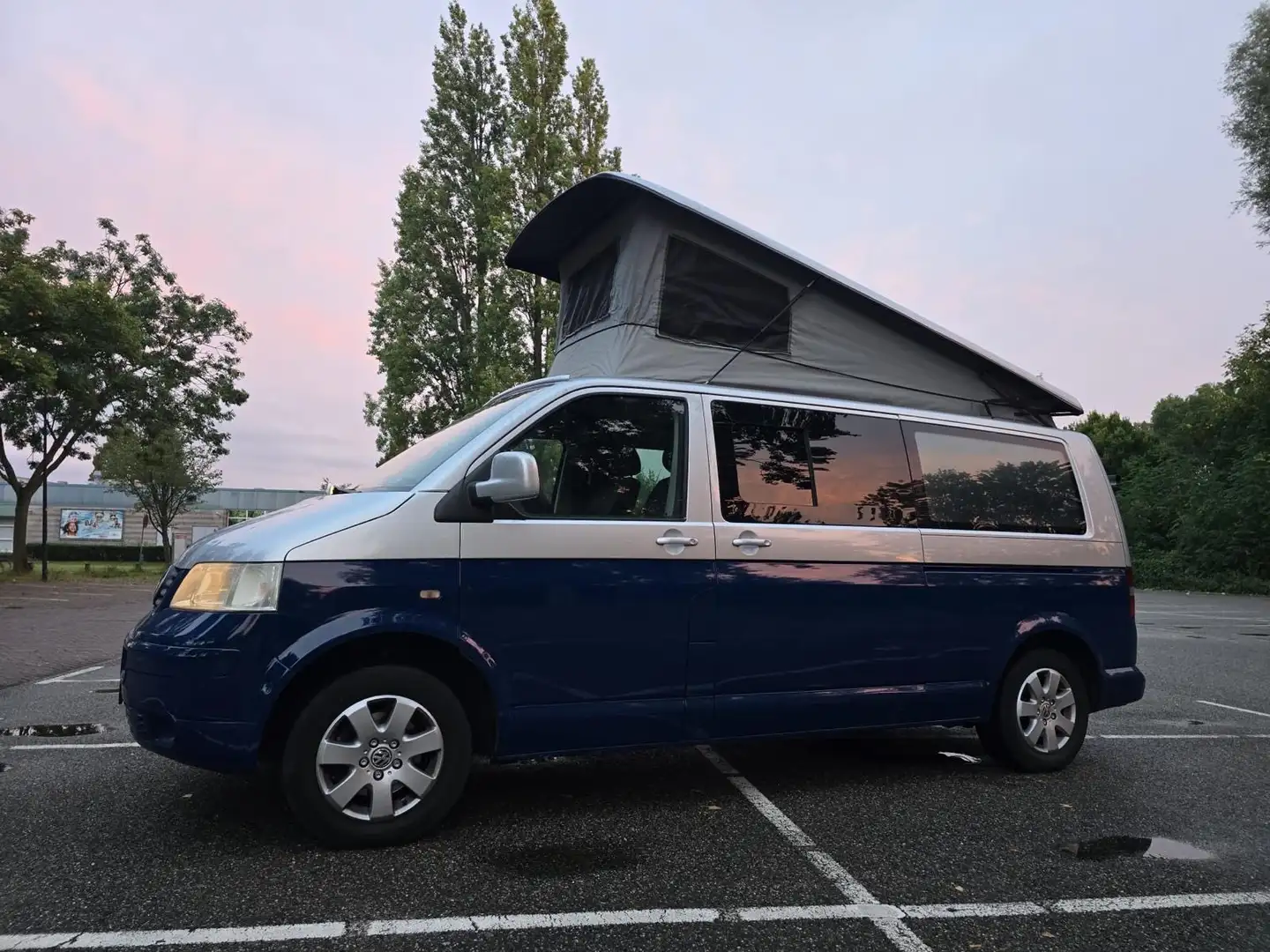 Volkswagen Transporter camper kampeerwagen T5 Blauw - 1