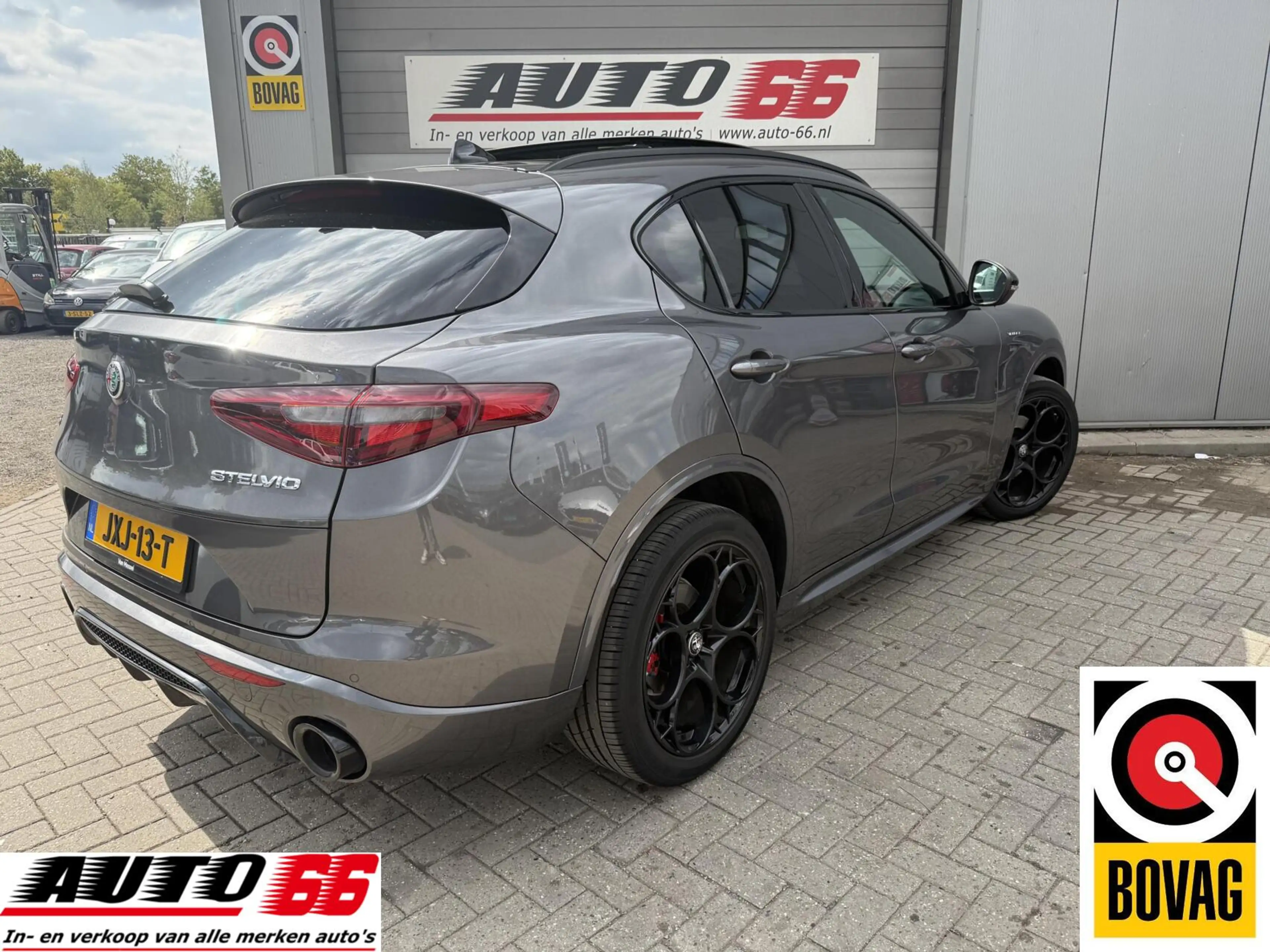 Alfa Romeo Stelvio 2.2 JTD AWD Veloce — photo 4