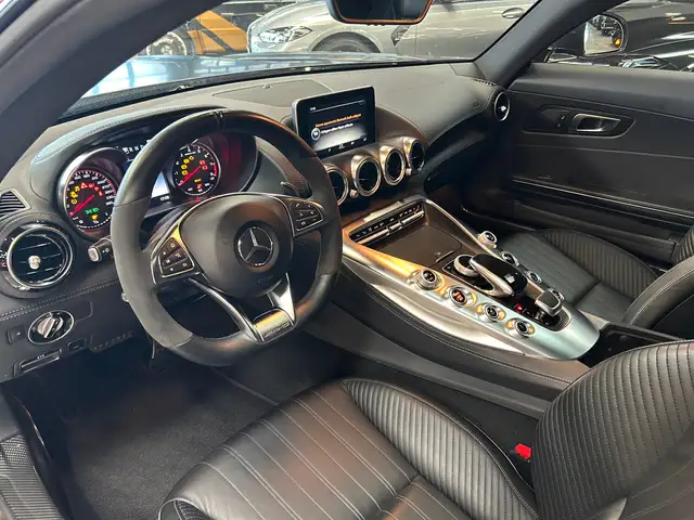 Mercedes-Benz Amg GT view 9