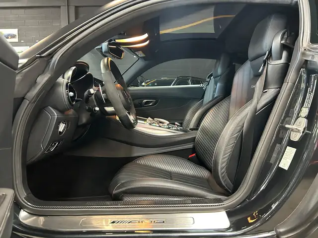 Mercedes-Benz Amg GT view 10