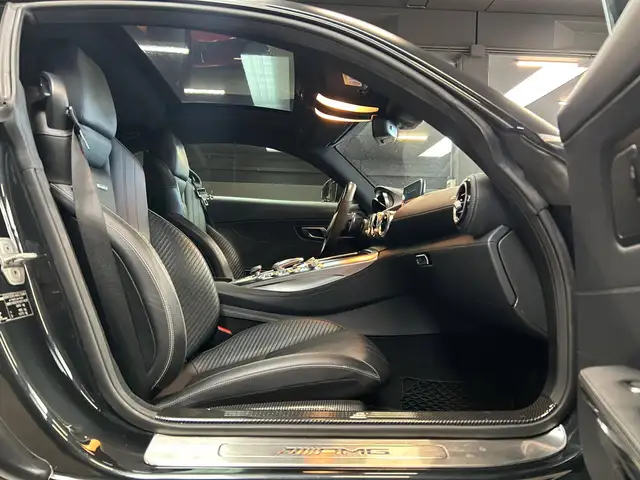 Mercedes-Benz Amg GT view 11