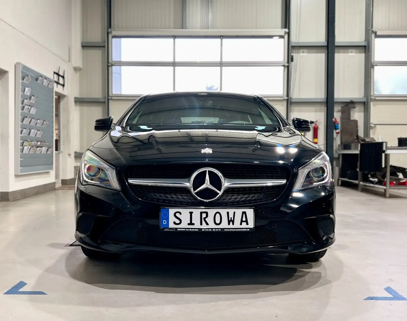 Mercedes-Benz CLA 200 CLA -Klasse Shooting Brake CLA 200 Schwarz - 2