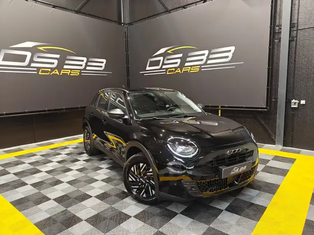 Fiat 600 600 1.2B +MILD HYBRID / 5000km!!! Nieuw!!!