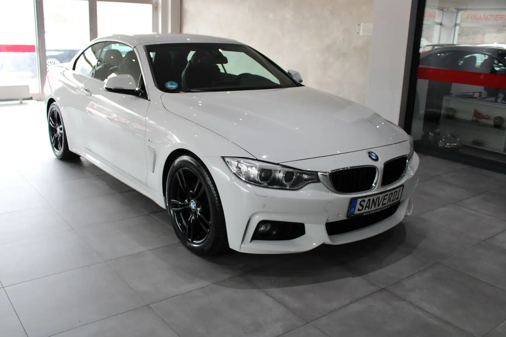 BMW 420 d Cabrio M-SPORTPAKET LEDER NAVI XENON EURO 6 Weiß - 2