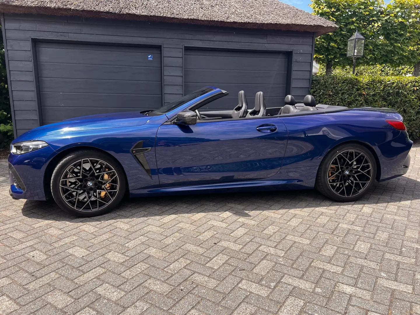 BMW M8 M8 Competition Cabrio Carbon Core Blauw - 1