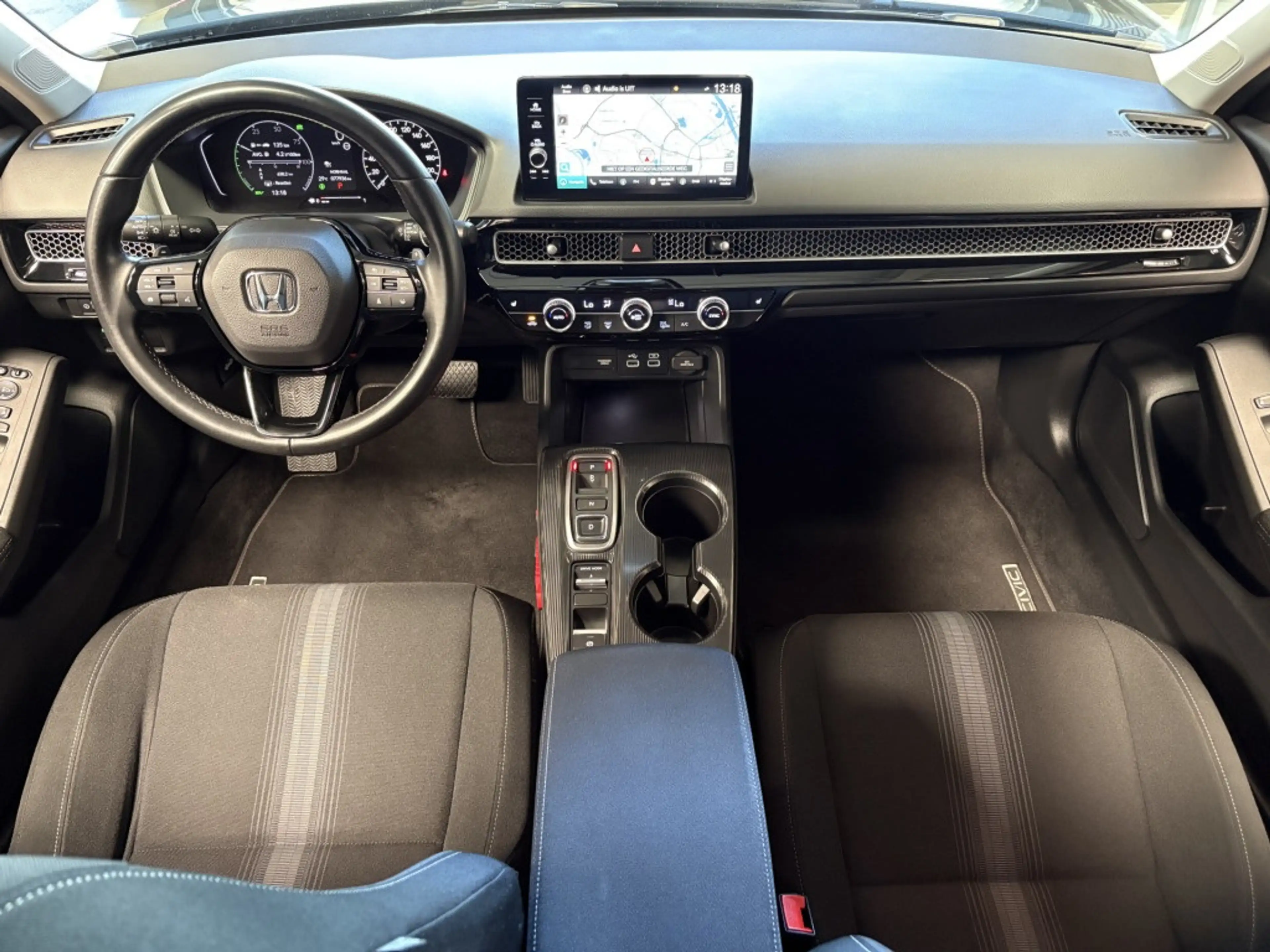 Honda Civic 2.0 e:HEV Elegance Adapt Cruise, Automaat, Camera — photo 10