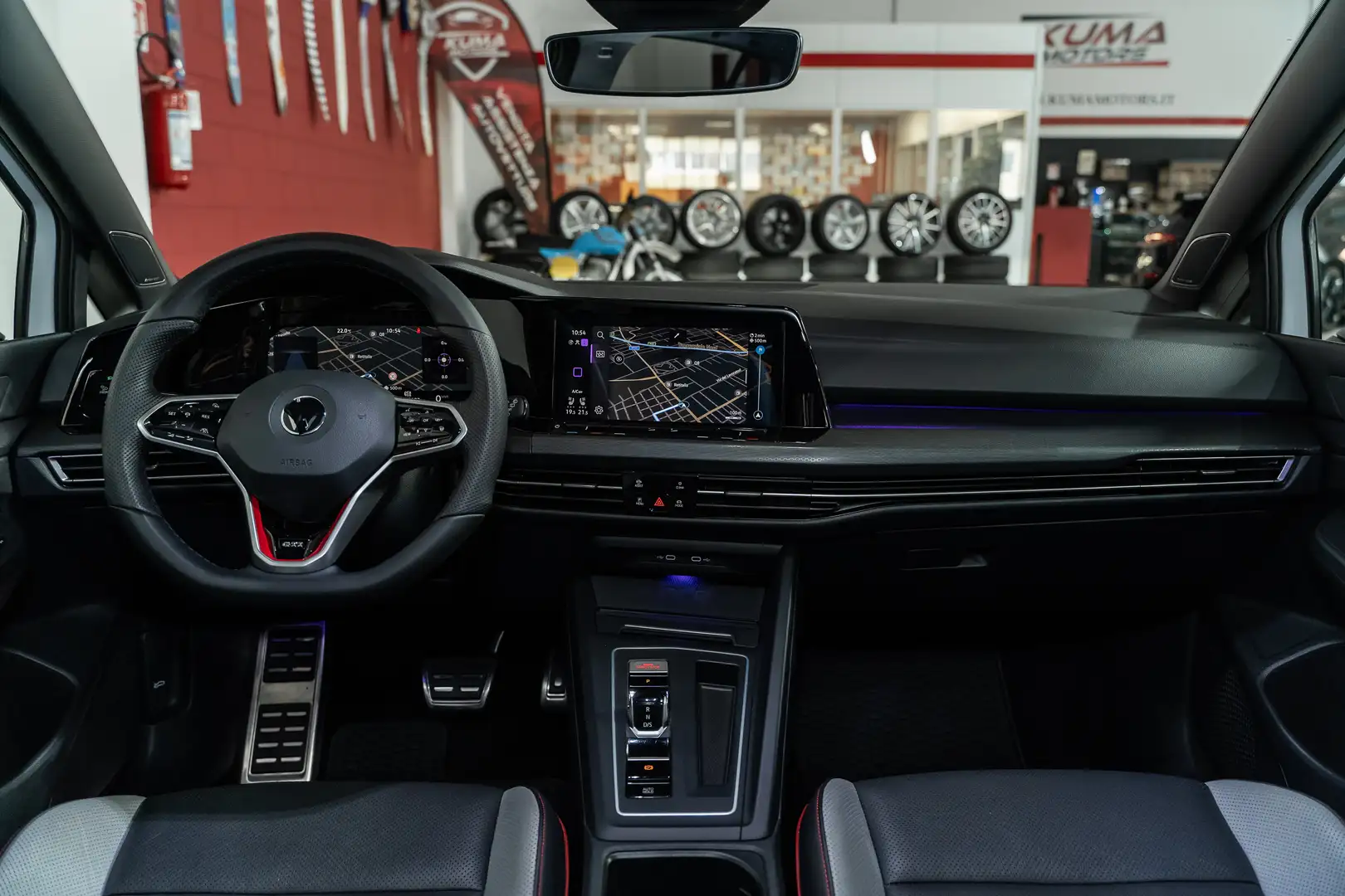 Volkswagen Golf GTI 2.0 TSI DSG DCC/PELLE/19"/KEYLESS Bianco - 2
