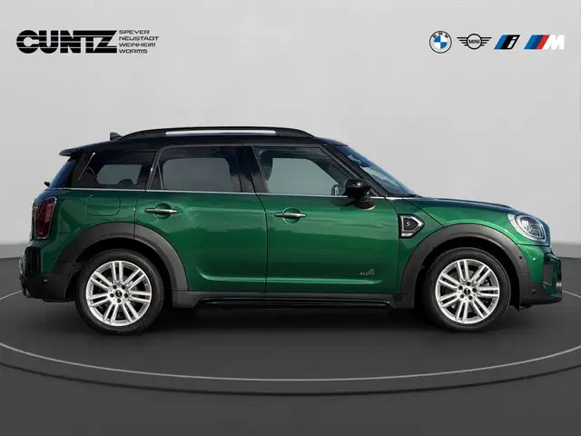 Mini Countryman view 4