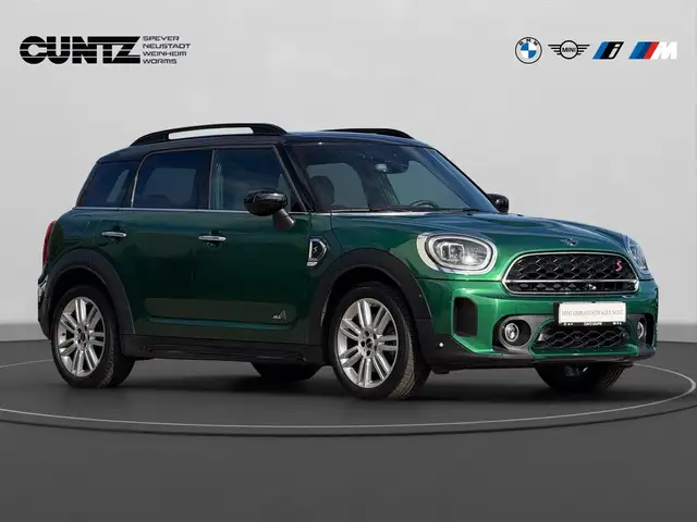 Mini Countryman view 3