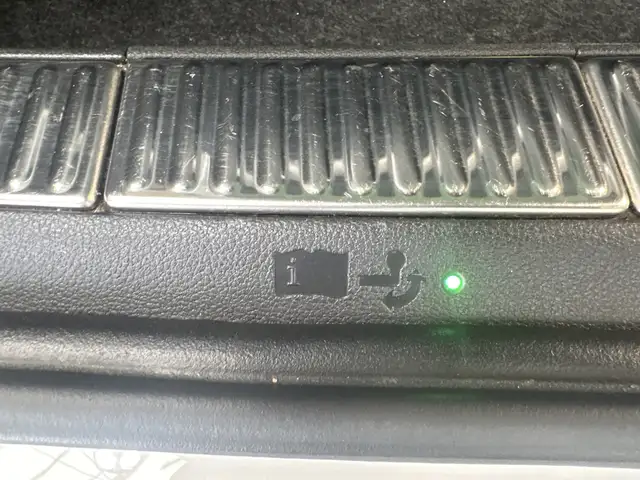 Skoda Superb view 9